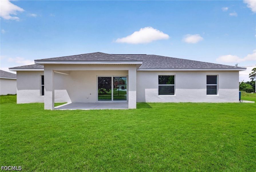 Exterior details and patio area of a home in Cape Coral, Cape Coral (Image 18). Exterior details and patio area of a home in Cape Coral, Cape Coral (Image 18).