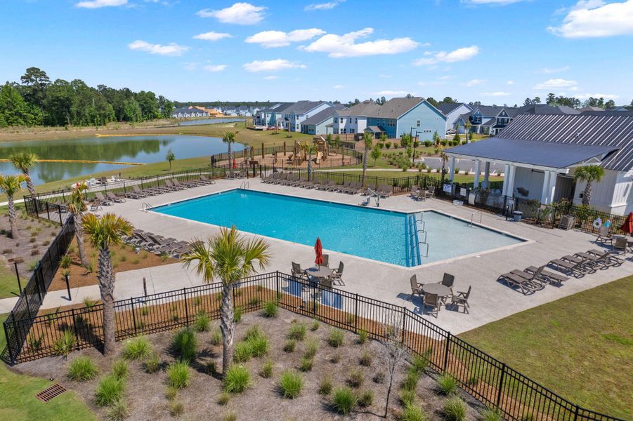Community amenities in , Summerville (Image 45).