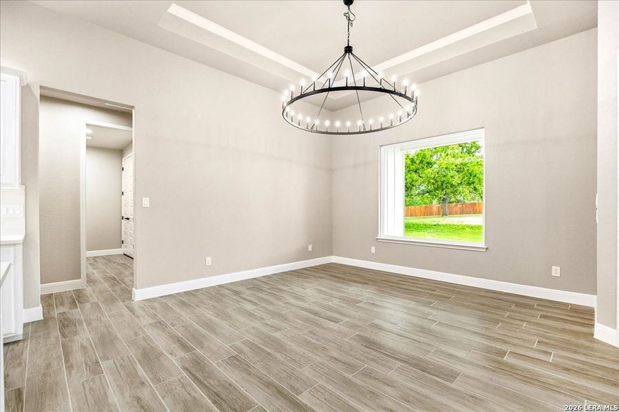 Spacious, unfurnished interior of a new home in , La Vernia (Image 19).