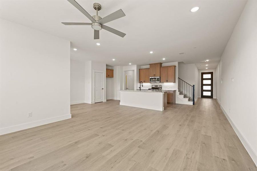 Our Estate floor plan is an entertainer's dream home! Our Estate floor plan is an entertainer's dream home!