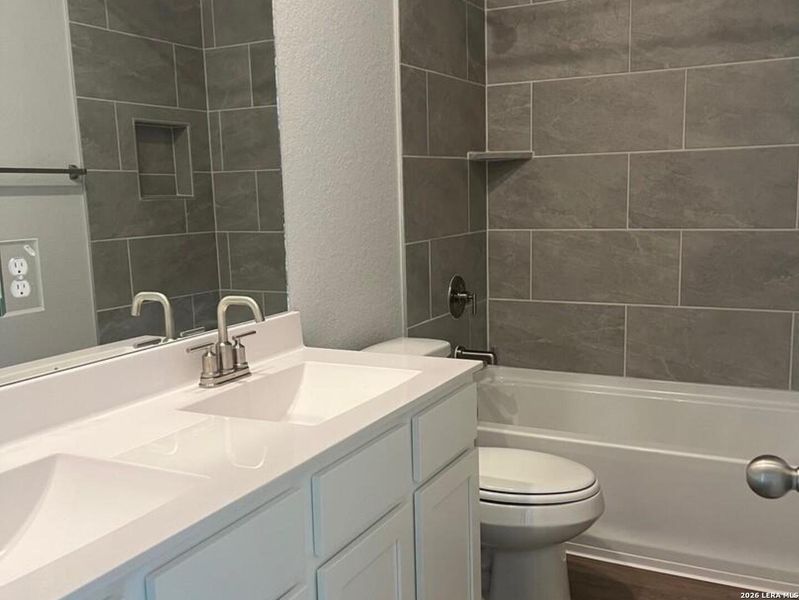 Image 7 of a home in Highland Ridge.