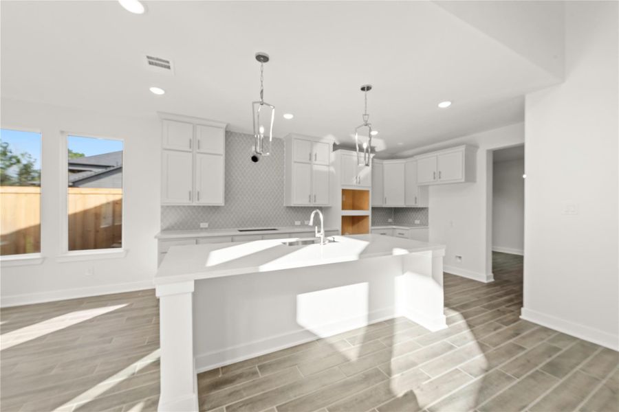 Furnished interior view inside a new home in Kresston - 65', Montgomery (Image 7).