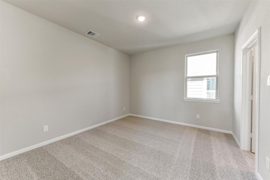 Spacious, unfurnished interior of a new home in Colony at Pinehurst, Pinehurst (Image 39).
