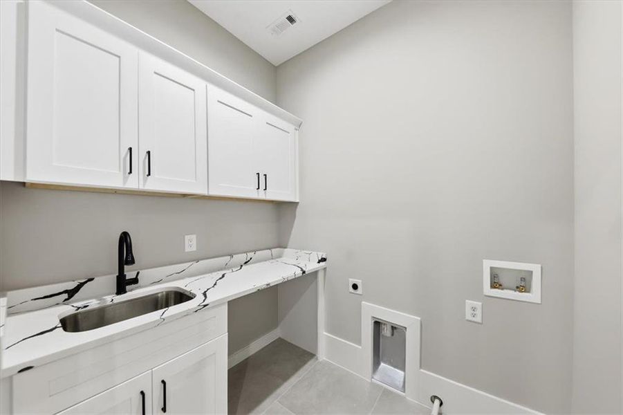 Furnished interior view inside a new home in , Lawrenceville (Image 44).