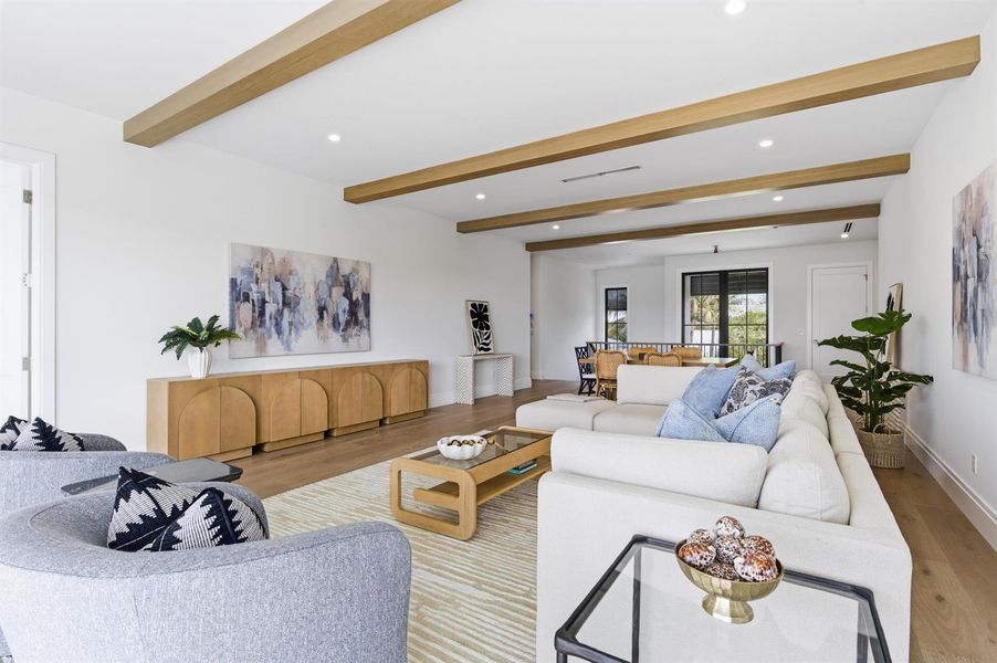 LOFT LOFT