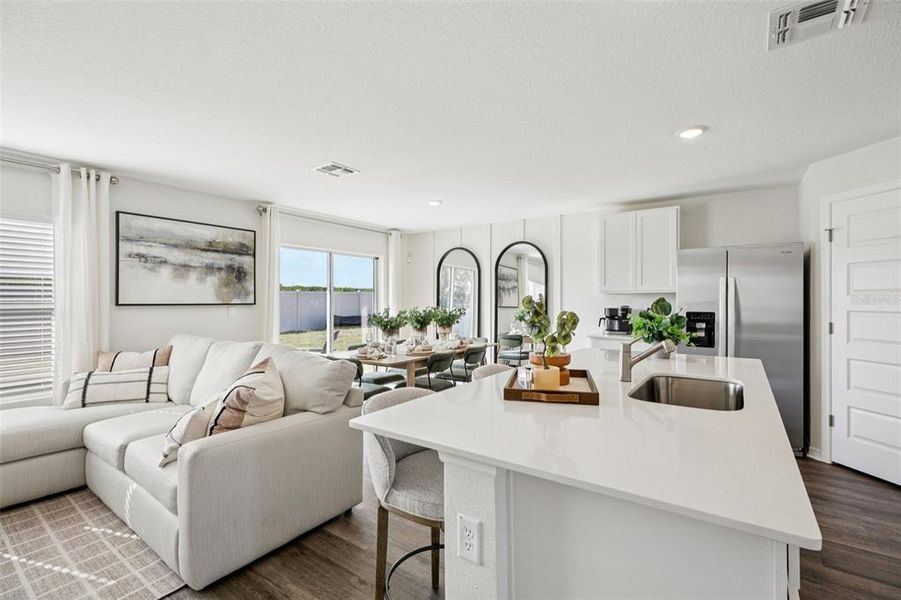 Furnished interior view inside a new home in Boulevard Oaks, Lady Lake (Image 8).