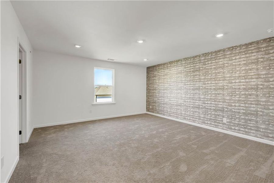 Spacious, unfurnished interior of a new home in Timber Ridge, Douglasville (Image 28).