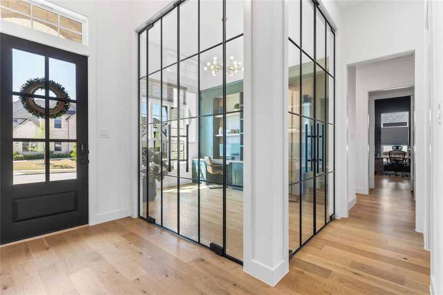 Spacious, unfurnished interior of a new home in Mustang Lakes, Celina (Image 22).