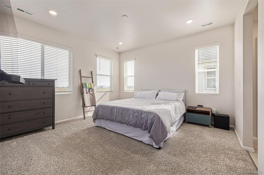 Furnished interior view inside a new home in , Broomfield (Image 10).