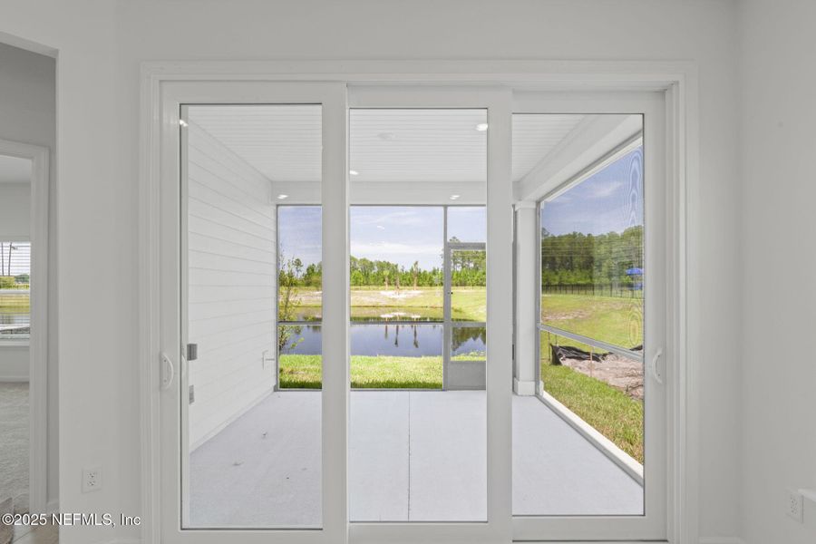 Image 53 of a home in Beacon Lake.