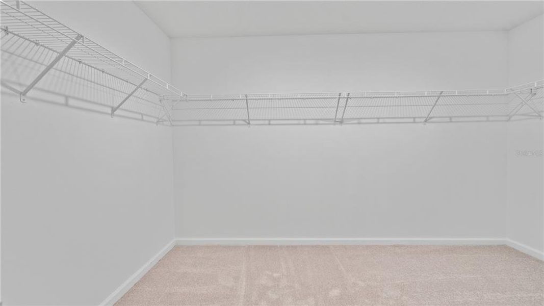 Spacious, unfurnished interior of a new home in , Eustis (Image 15).
