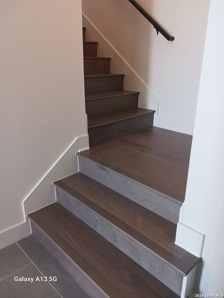 Close-up of interior finishes inside a home in , Canyon Lake (Image 16).