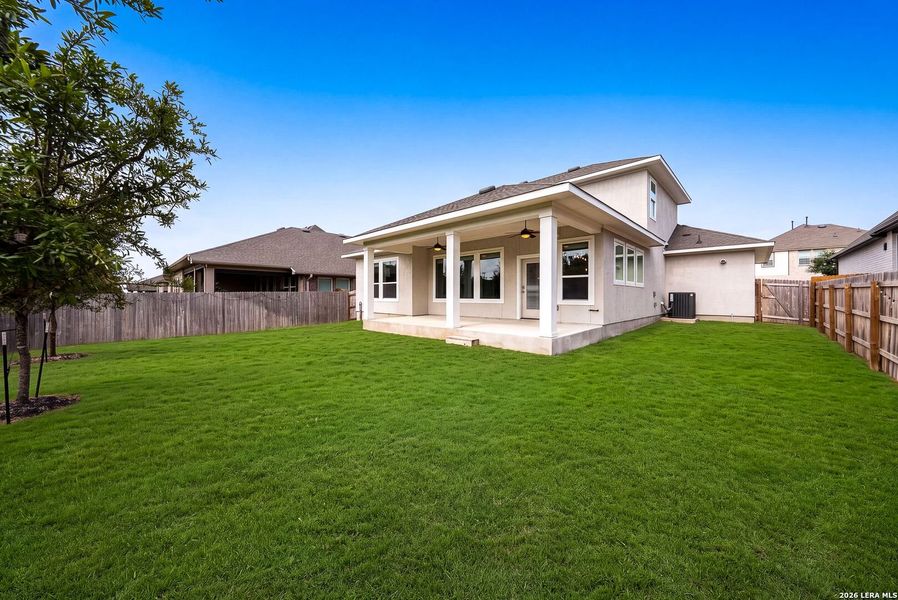 Exterior details and patio area of a home in Davis Ranch 60', San Antonio (Image 33).
