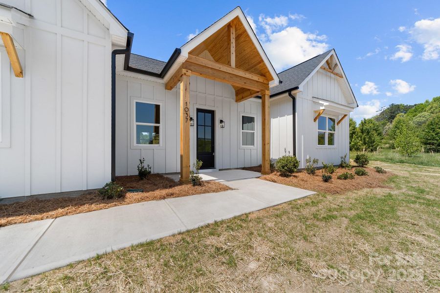 Exterior details and patio area of a home in , Bessemer City (Image 3).