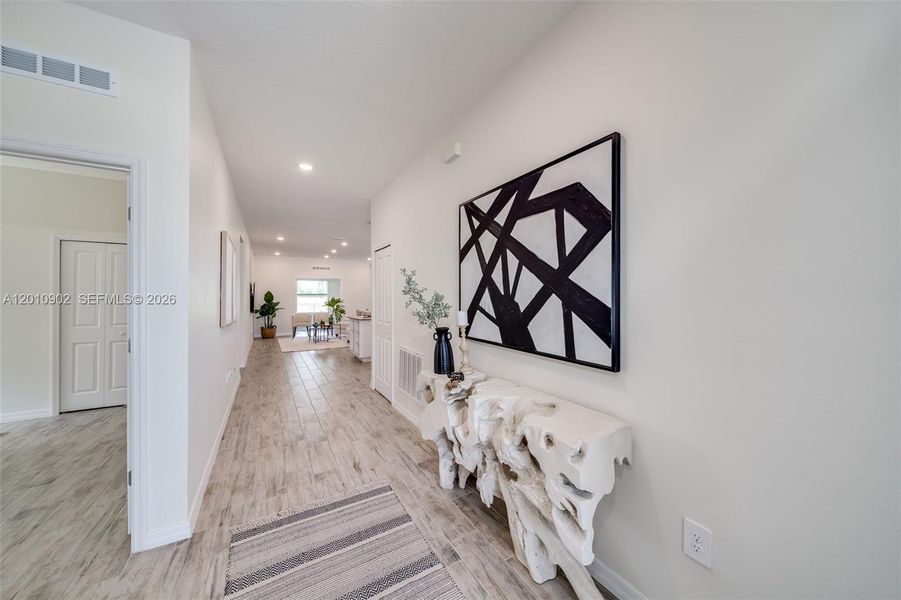 Furnished interior view inside a new home in , Port St. Lucie (Image 33).