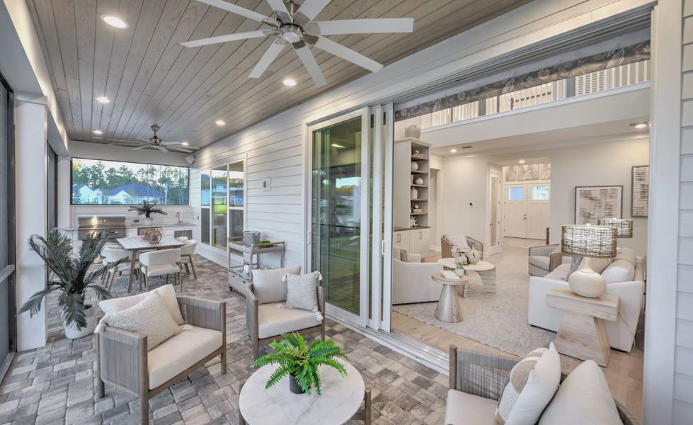 Exterior details and patio area of a home in Middlebourne, St. Johns (Image 19).