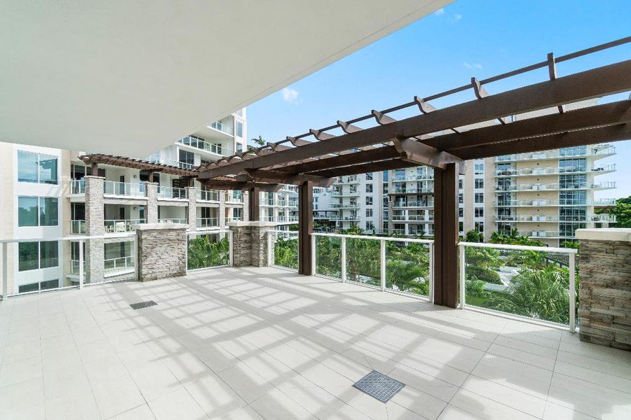 029-220SoutheastMiznerBoulevard-415-Boca