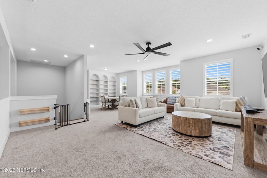 Furnished interior view inside a new home in , Ponte Vedra (Image 11).