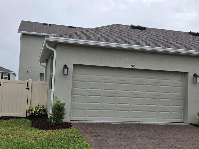 Exterior details and patio area of a home in , Kissimmee (Image 24).