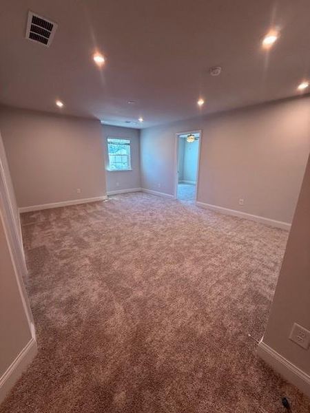 Spacious, unfurnished interior of a new home in Sierra Creek, Hoschton (Image 16). Spacious, unfurnished interior of a new home in Sierra Creek, Hoschton (Image 16).