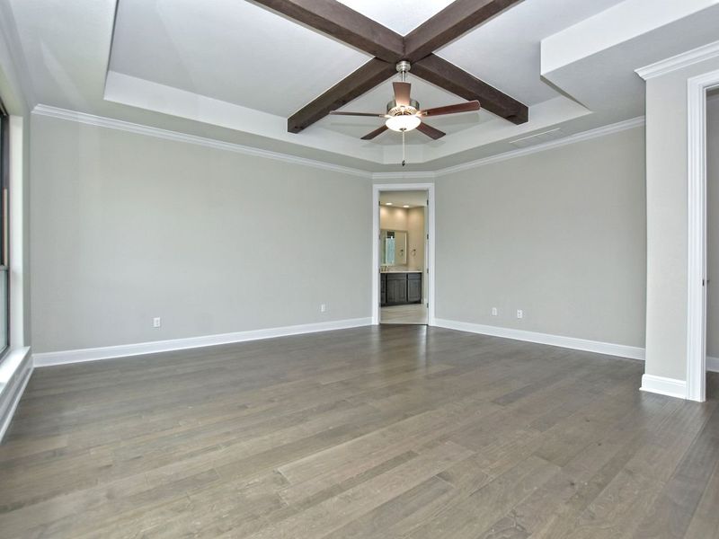Representative unfurnished interior of a home built from the Madera II by Giddens Homes in Scofield Farms Estates, Georgetown (Image 314).