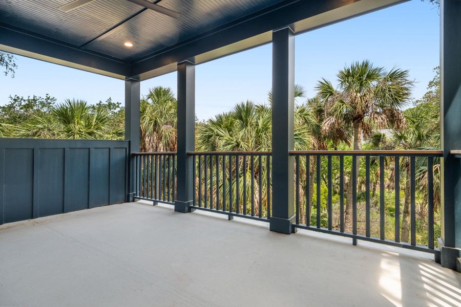 Exterior details and patio area of a home in , Edisto Island (Image 29). Exterior details and patio area of a home in , Edisto Island (Image 29).