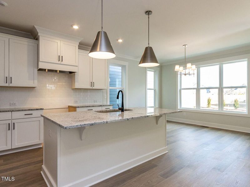 014-1280x960-kitchen