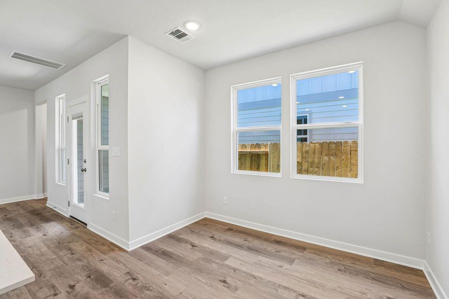 Spacious, unfurnished interior of a new home in Avery Centre, Round Rock (Image 19). Spacious, unfurnished interior of a new home in Avery Centre, Round Rock (Image 19).