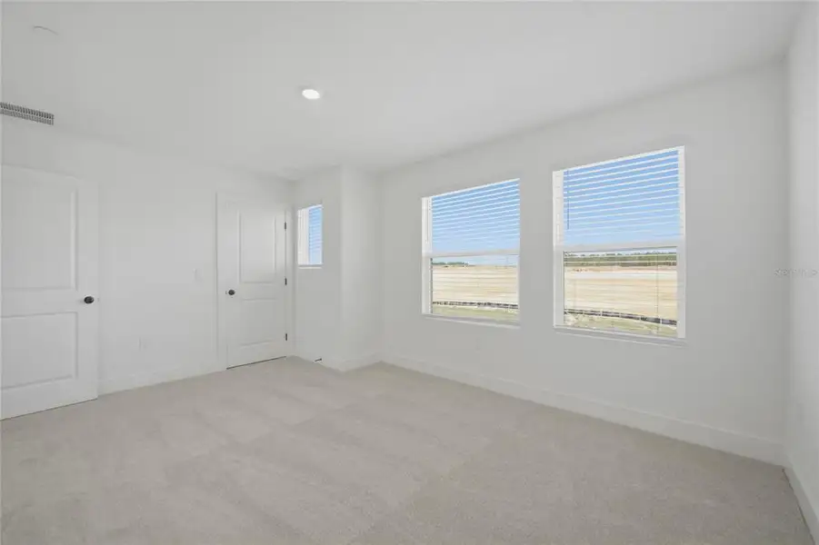 Spacious, unfurnished interior of a new home in , Winter Garden (Image 29). Spacious, unfurnished interior of a new home in , Winter Garden (Image 29).