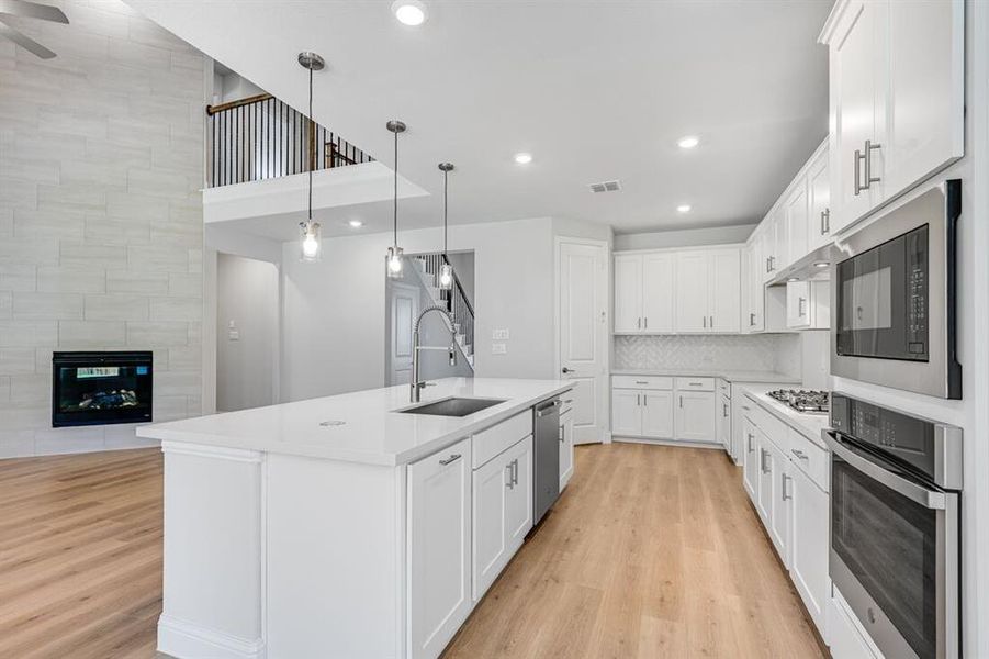 547 Wisteria Street ~ Ready Now 547 Wisteria Street ~ Ready Now