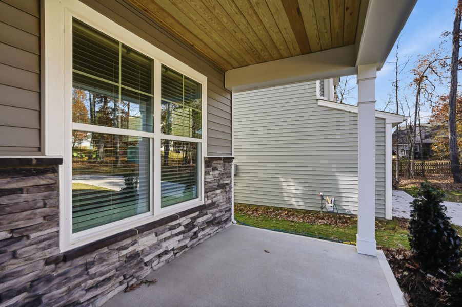 Exterior details and patio area of a home in Grier Meadows, Charlotte (Image 26).
