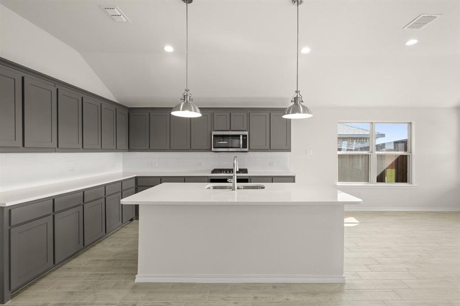 725 Scarlet Sage- Kitchen-1 725 Scarlet Sage- Kitchen-1