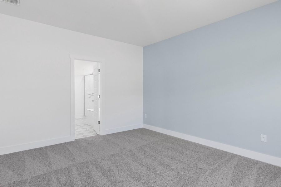 Representative unfurnished interior of a home built from the Bright Copper Kettles by Garman Homes in Havenbrooke, Kernersville (Image 10).