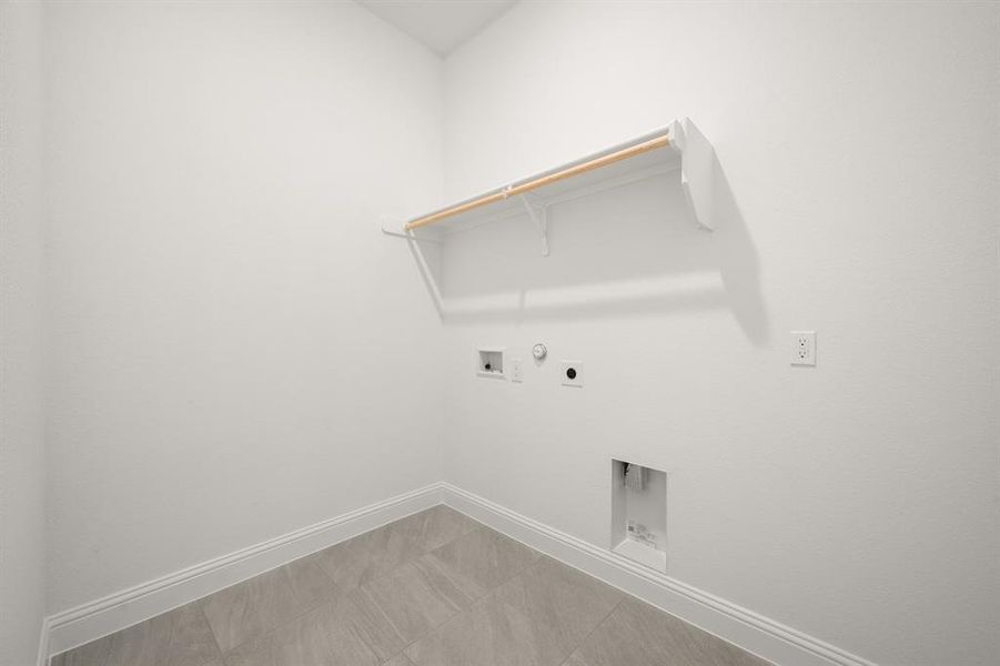 220 Pine Leaf- Utility-1 220 Pine Leaf- Utility-1