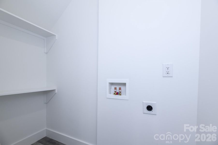 Spacious, unfurnished interior of a new home in , Candler (Image 10).