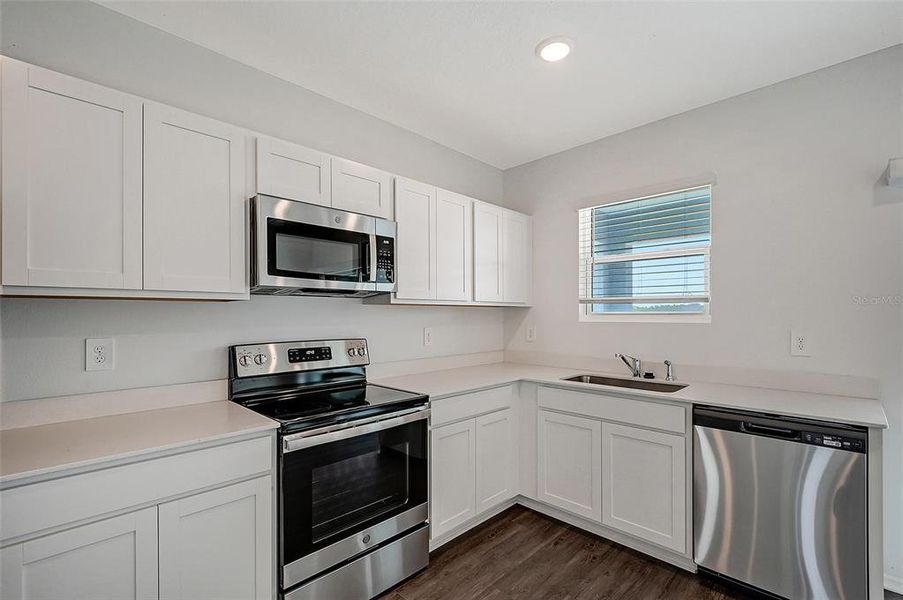 Furnished interior view inside a new home in Broadleaf, Parrish (Image 7).