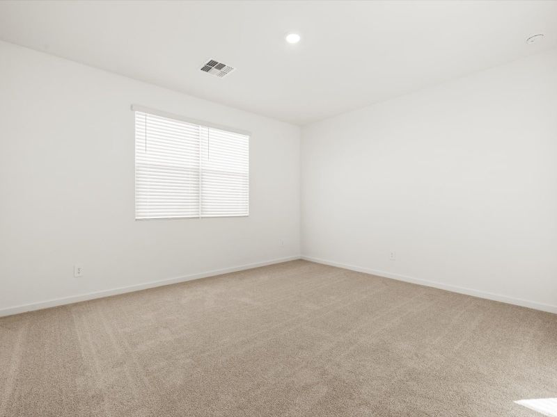 Spacious, unfurnished interior of a new home in Meritage Homes by Teravalis - Reserve Series, Buckeye (Image 9).