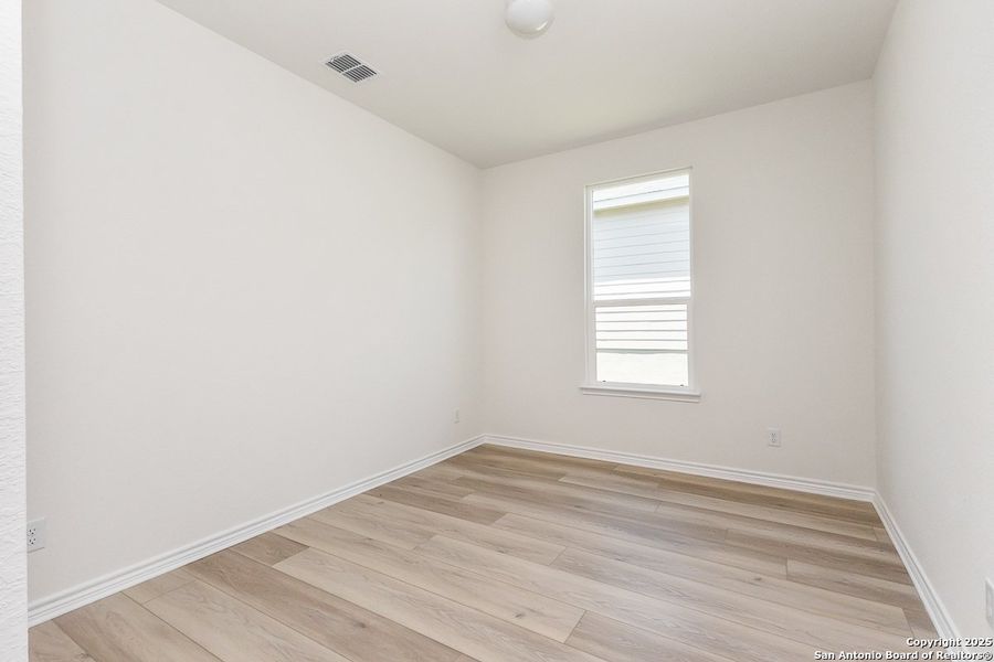 Spacious, unfurnished interior of a new home in Shoreline Park - Classic Collection, Boerne (Image 14). Spacious, unfurnished interior of a new home in Shoreline Park - Classic Collection, Boerne (Image 14).