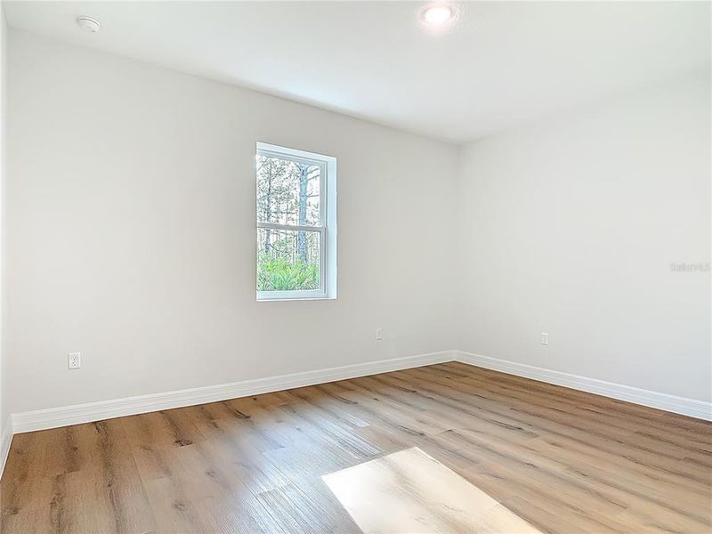 Spacious, unfurnished interior of a new home in , Eustis (Image 37).