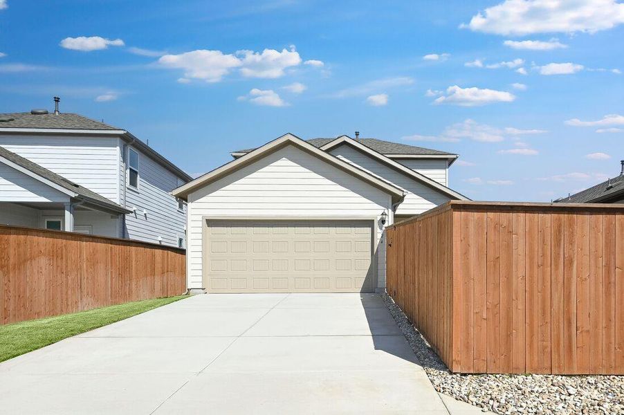 524 Emory Crossing Boulevard ~ Ready Now