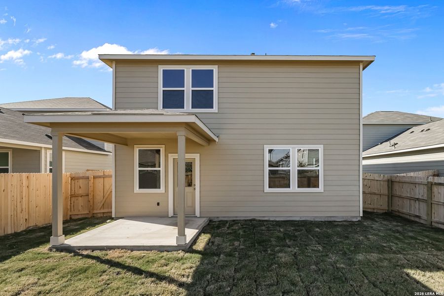 Exterior details and patio area of a home in Millican Grove, San Antonio (Image 19).