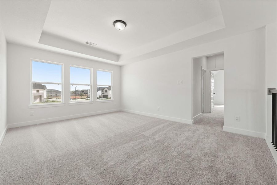 Spacious, unfurnished interior of a new home in Elyson, Katy (Image 15).