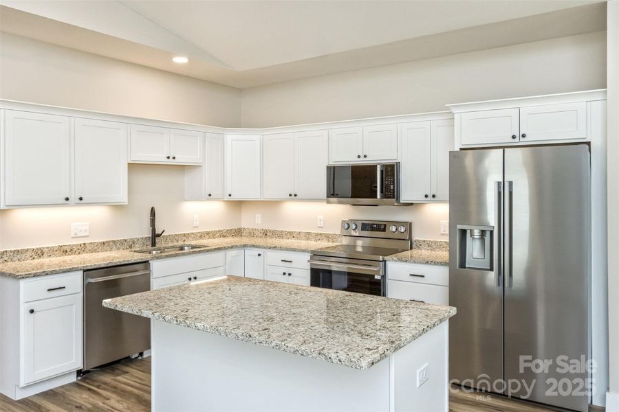 Kitchen with SS appliacnes Kitchen with SS appliacnes