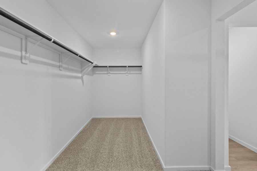 Spacious, unfurnished interior of a new home in Harrington Trails at The Canopies, Splendora (Image 18).