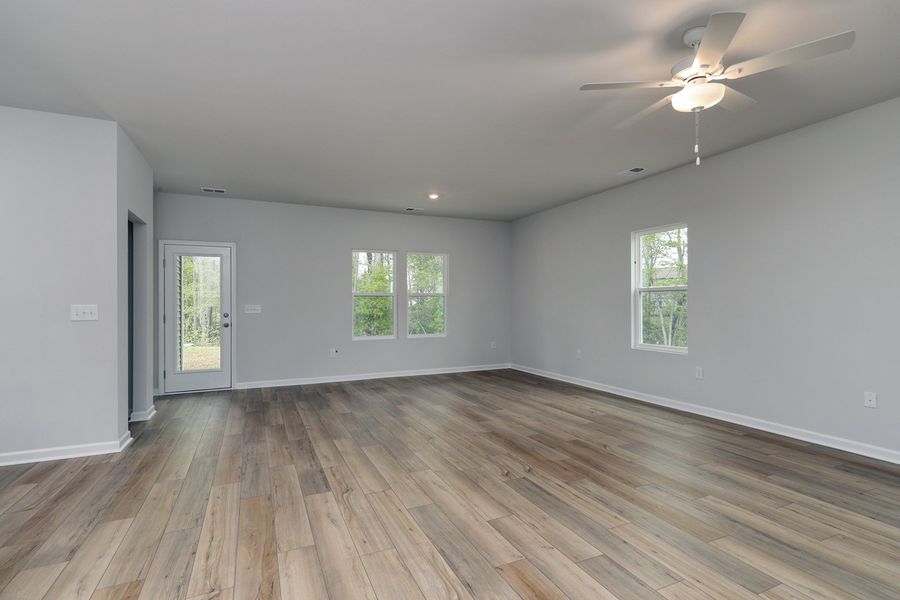 Spacious, unfurnished interior of a new home in Jordan Grove, Conway (Image 17).