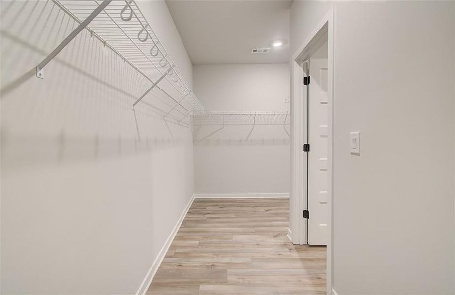 Spacious, unfurnished interior of a new home in Fowler Farms, Auburn (Image 32).
