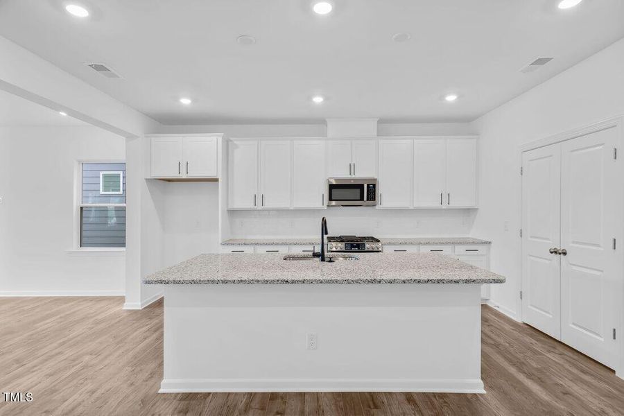 silverstone-kitchen silverstone-kitchen