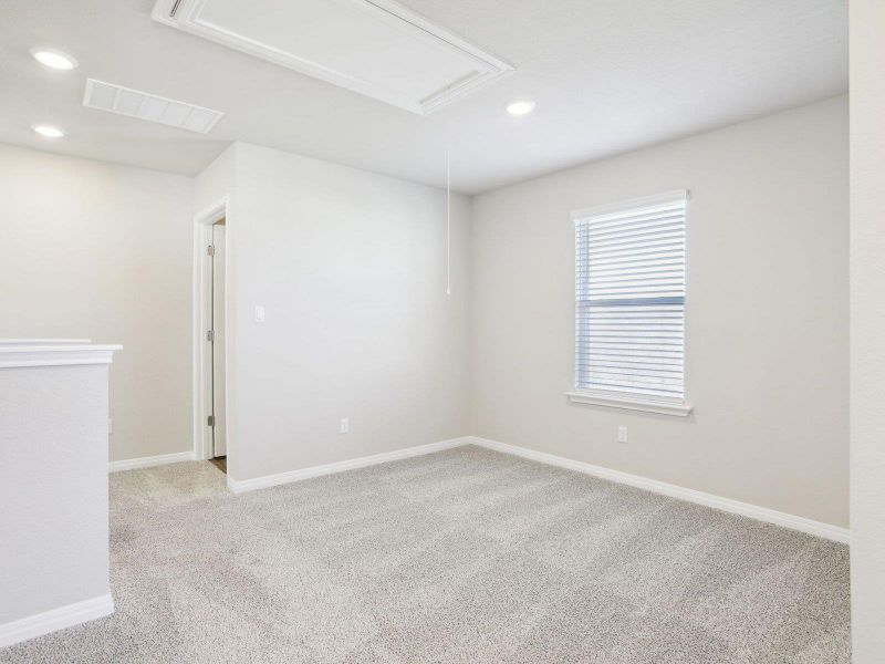 Photo is not of the actual home, but is an inspirational photo of builder’s model home and may depict options, furnishings, and/or decorator features that are not included Photo is not of the actual home, but is an inspirational photo of builder’s model home and may depict options, furnishings, and/or decorator features that are not included
