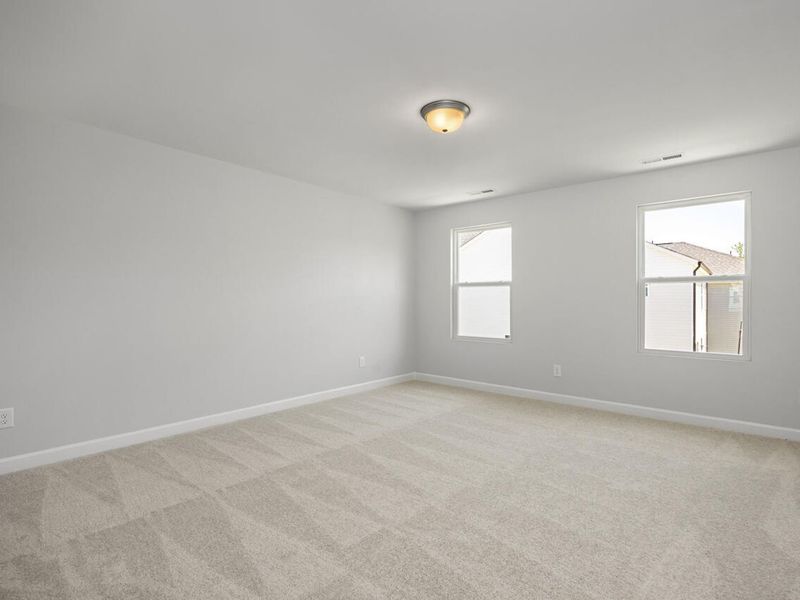Spacious, unfurnished interior of a new home in Gregory Village, Lillington (Image 19).