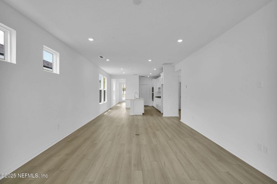 Spacious, unfurnished interior of a new home in Summer Bay at Grand Oaks, St. Augustine (Image 14).